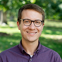 Andrew McLaren headshot