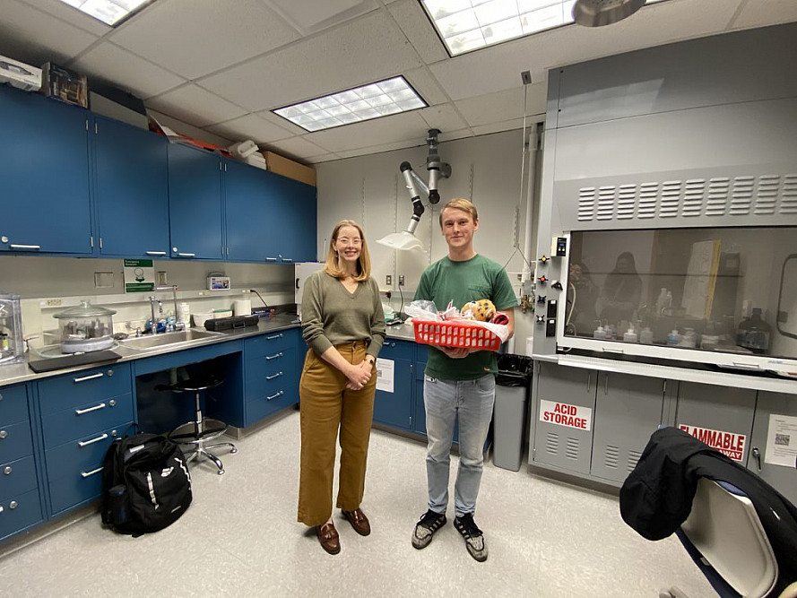 David Wallington, right, and Catherine Macris. Photo by Sara Griffin, Indiana University