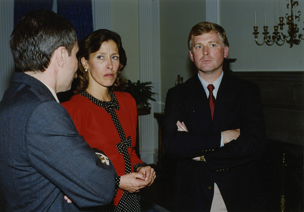 Marilyn Tucker Quayle and Dan Quayle with Chancellor Jerry Bepko at campus reception, May 1990