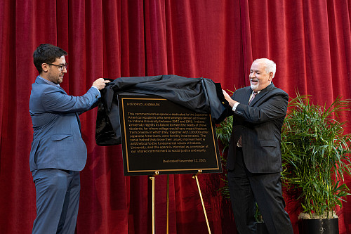 Japanese American Ban memorial dedication IU Bloomington on Friday, Nov. 12, 2021. (Photo by Chris Meyer/Indiana University)