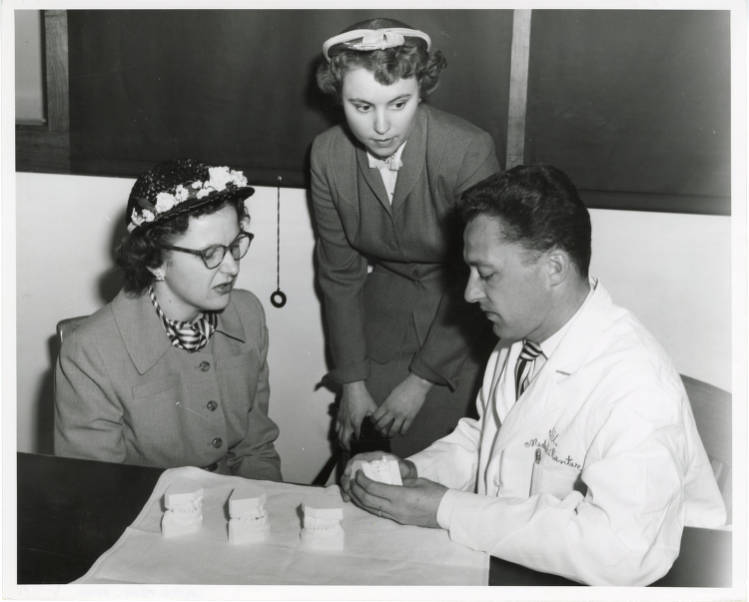 Members of Delta Theta Tau visit the School of Dentistry, 1955 UA024_PB_0046